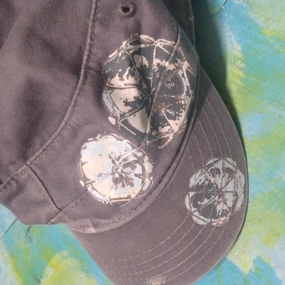 Cap - Picture 4 of 4